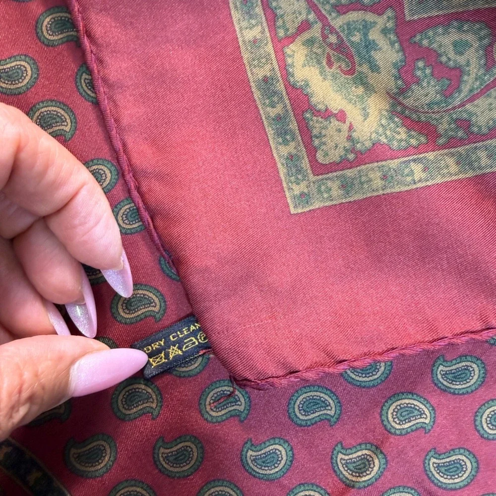 Made in Italy 100% Silk  Scarf Burgundy Red Green‎ Paisley Print 33